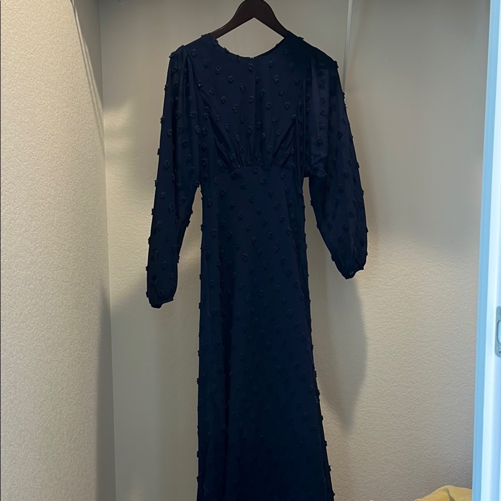 Elegant Blue Long Sleeve Dress
